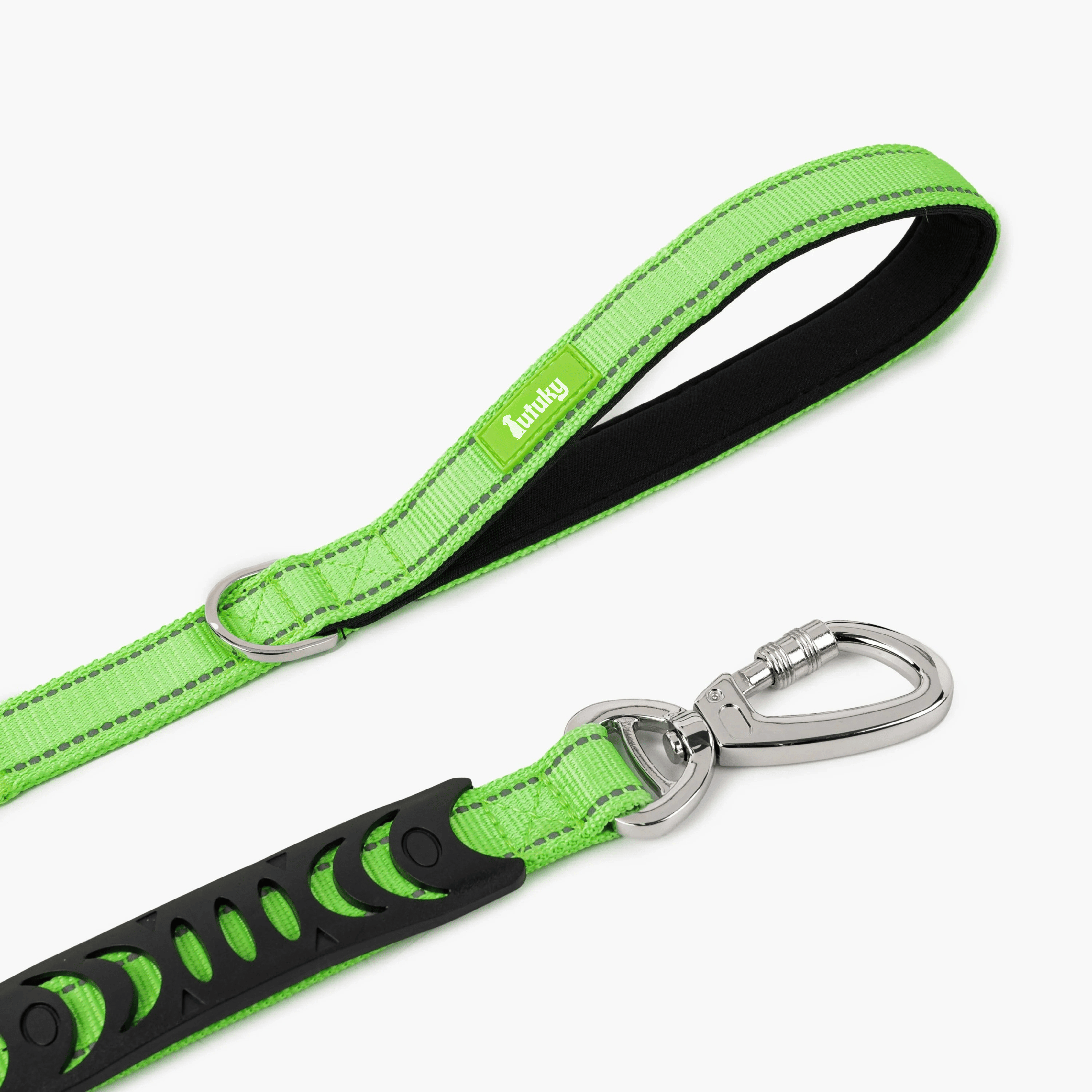The leash that absorbs every pull and protects you